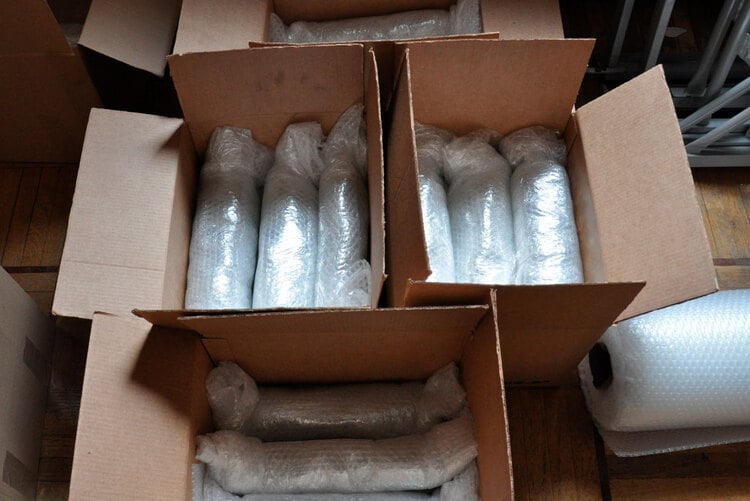 упаковать бокалы