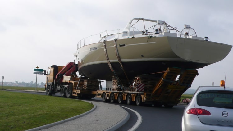 перевозка яхт и катеров по России